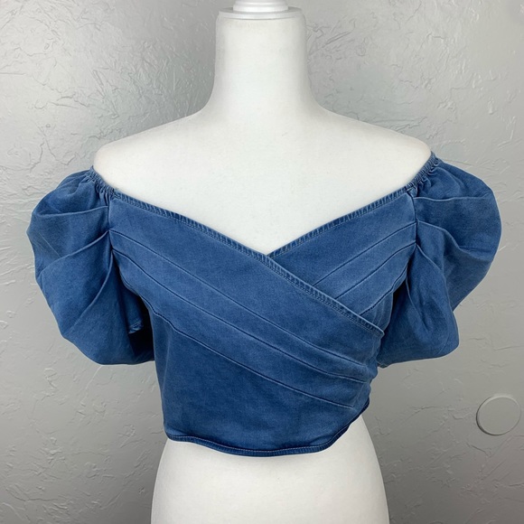 Mebon by machine jeans Tops - NWOT Mebon denim puff sleeve denim crop top L